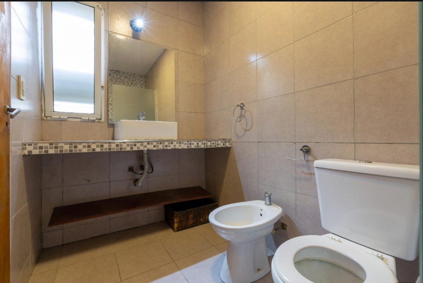 CASA 2 DORMITORIOS CON