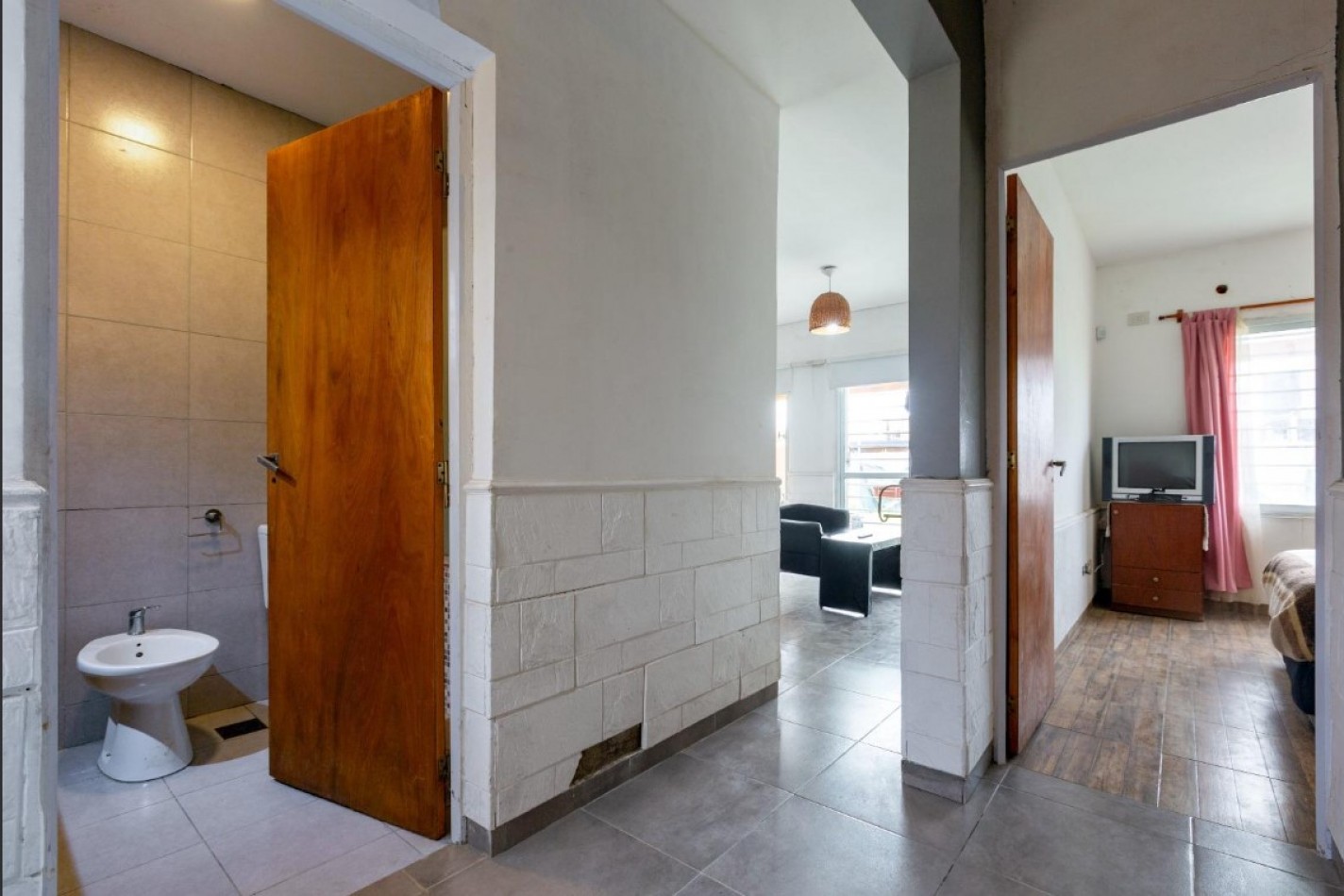 CASA 2 DORMITORIOS CON
