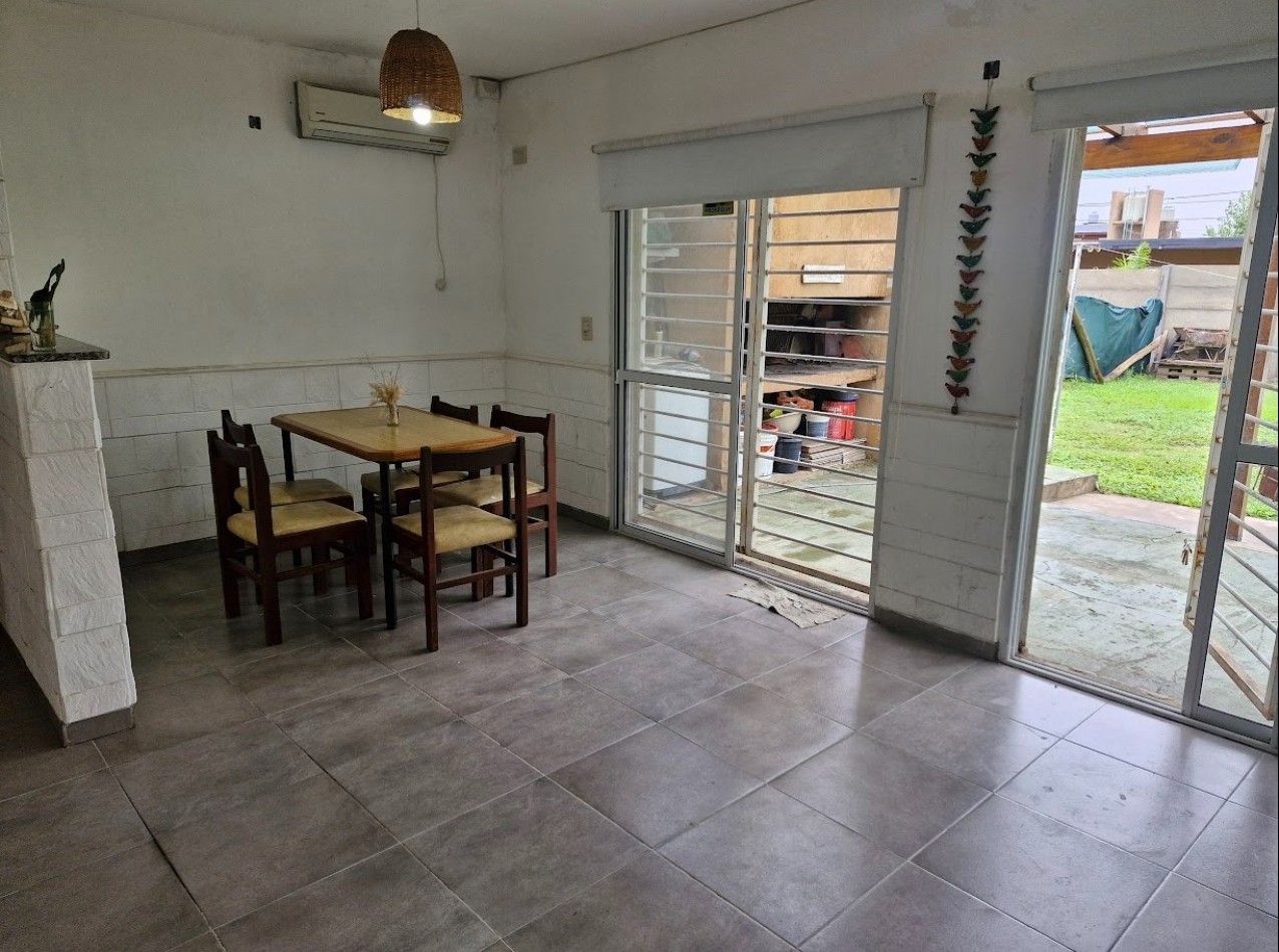 CASA 2 DORMITORIOS CON